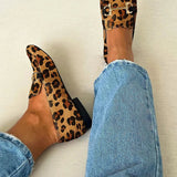 Gia - Elegante loafers met luipaardprint