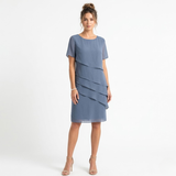 Elegante Chiffon Avondjurk met Gelaagde Ruches en Ronde Hals