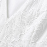 Korte Jurk met Broderie, V-Hals en Pofmouwen