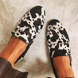 Darcy - Speelse monochrome loafers