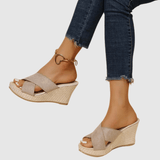Nives - Elegante sandaal met hak