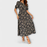 Amelia – Jurk met Ronde Hals en Bloemenprint