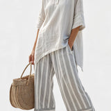 Fiorella – Elegante Asymmetrische Blouse en Gestreepte Broek