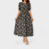 Amelia – Jurk met Ronde Hals en Bloemenprint