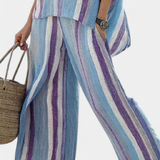 Ginevra – Elegante Pastelmauve Top en Gestreepte Linnen Broek