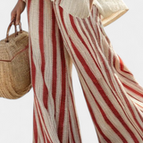 Mirella – Gestructureerde Rood Gestreepte Top en Linnen Broek